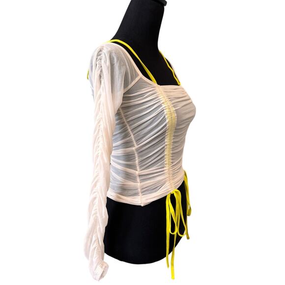 New TOPSHOP NORDSTROM Women's Cream Ruched Mesh Long Sleeve Top Size 4-6 - Picture 5 of 8